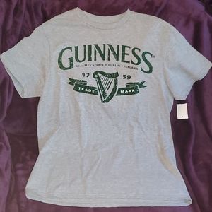 Unisex guineas shirt nwt